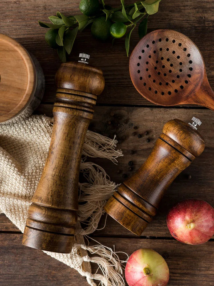 Solid Wood Pepper Mill with Ceramic Grinder