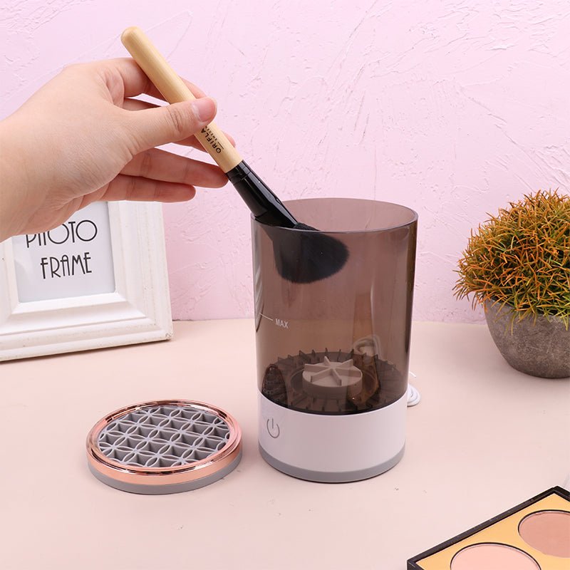 Women Eye Shadow Brush Cleaning Tool Portable Electric Makeup Brush Cleaner Machine With USB Charging Automatic Cosmetic Brush - SANTARELLA